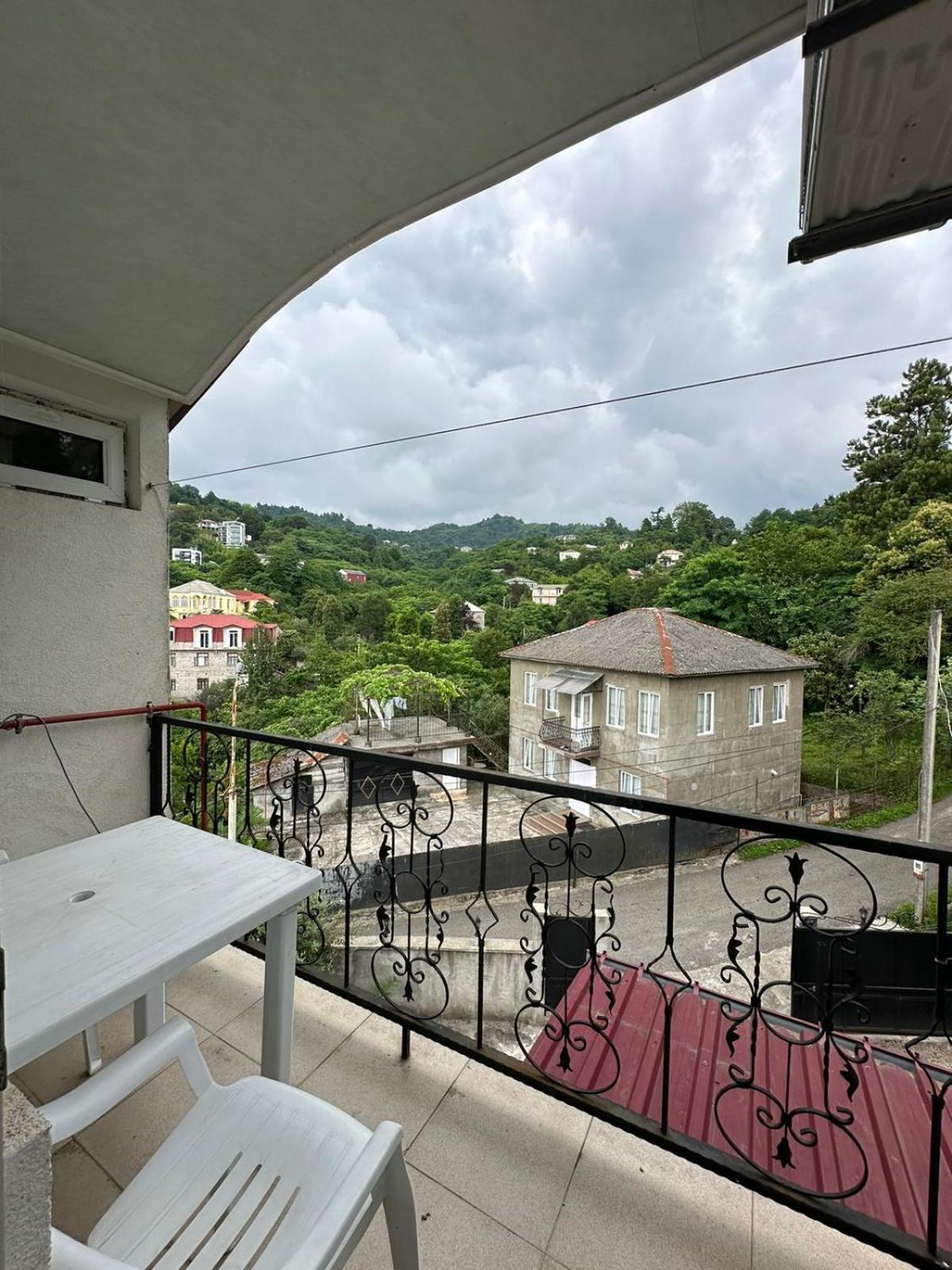 Shamil House Guest House Makhinjauri Exterior photo